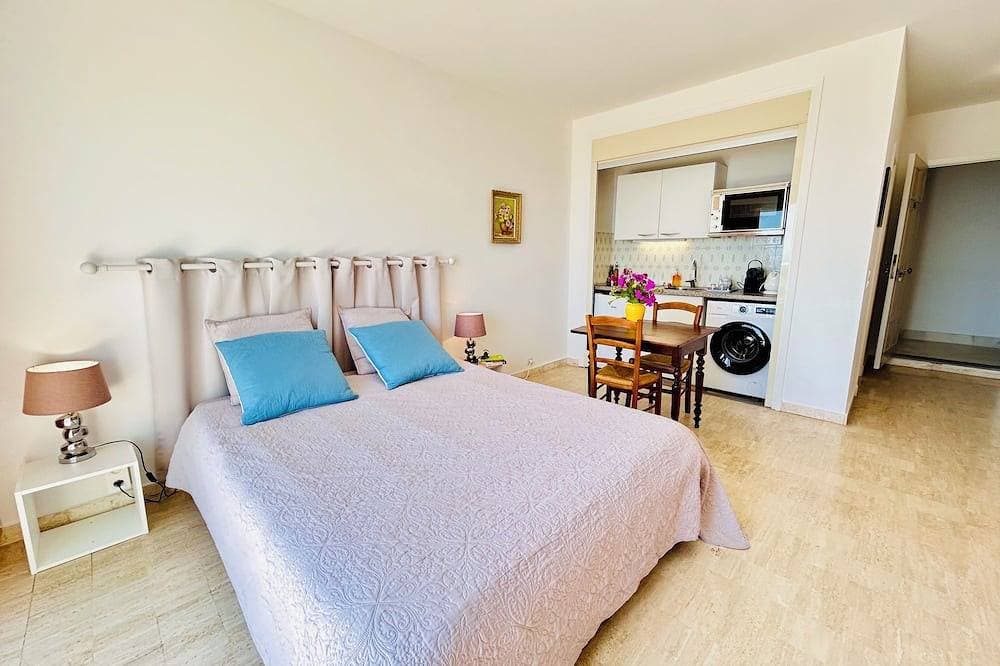 Foto 3 von 15: Breathtaking sea view, studio with balcony and parking in magnificent estate