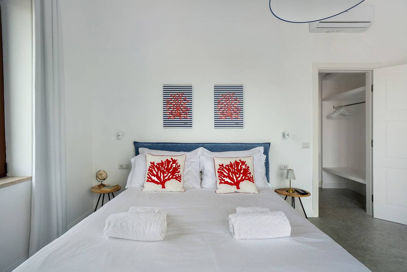 Foto 8 von 39: Luxury Villa – La Balena Blu mit Pool und Meerblick