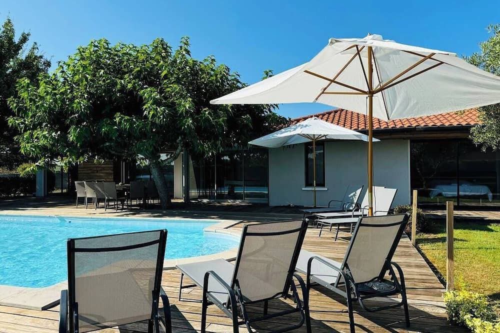 Villa 12 Personnes Avec Piscine à 12 Minutes de L'océan 1