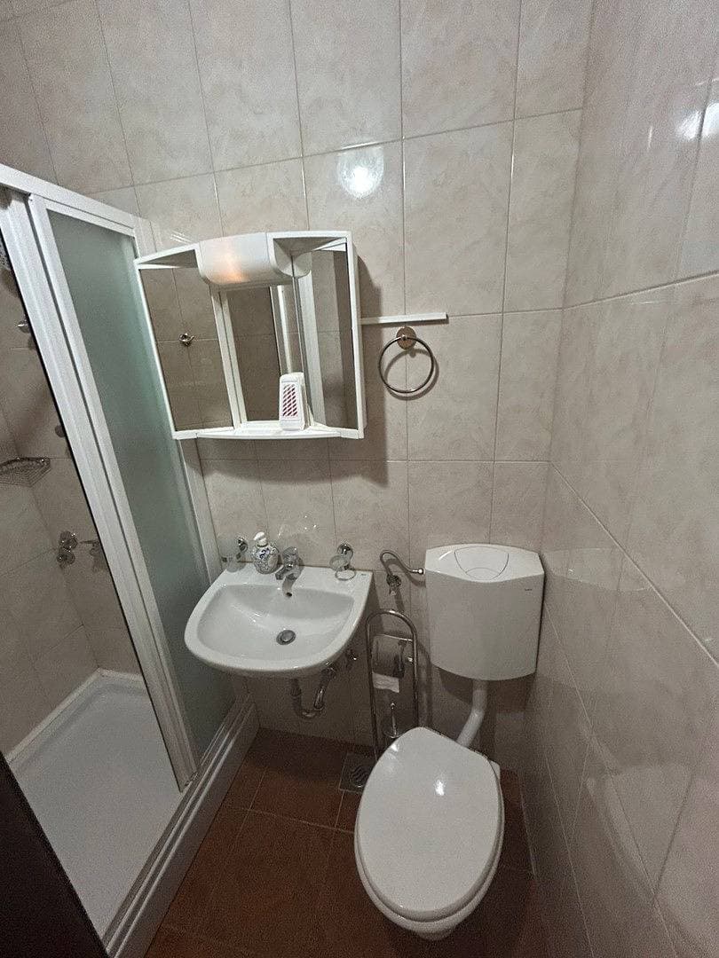 Foto 13 von 18: Doppelzimmer mit eigenem Bad am Strand in Malinska