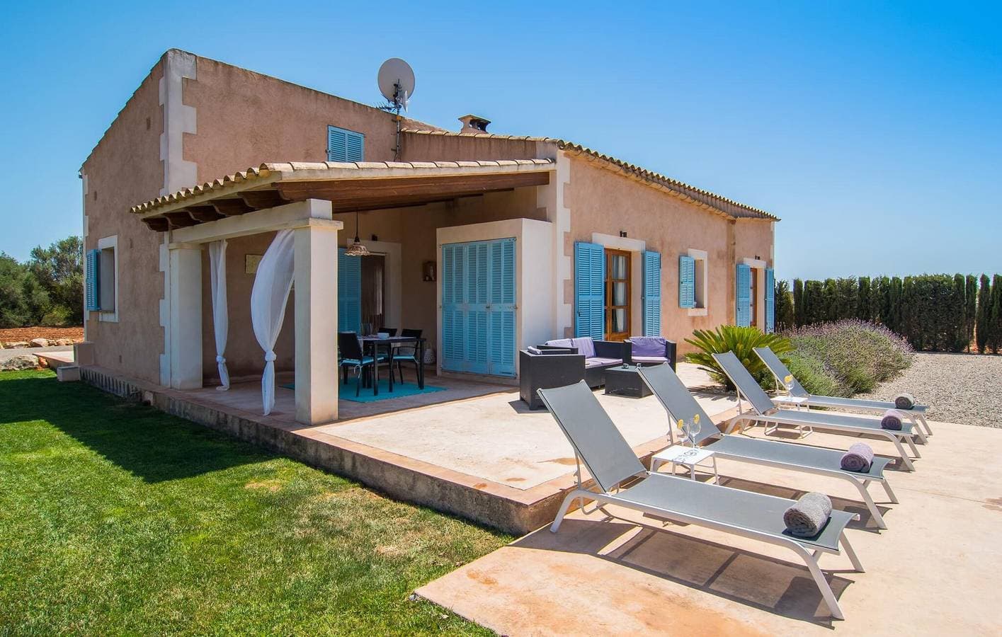 Foto 2 von 44: Son Mesquida Terrassenwohnung mit Pool