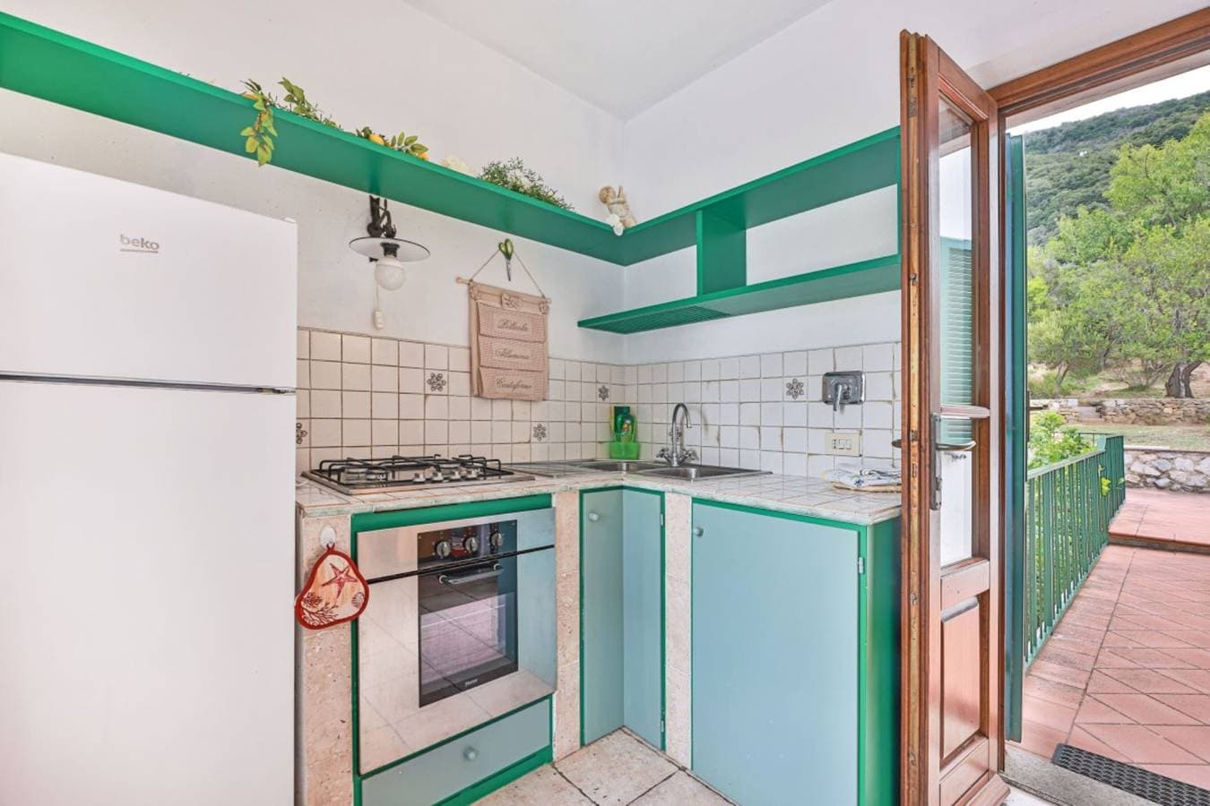 Foto 10 von 21: Ferienwohnung für 6 Personen mit Terrasse