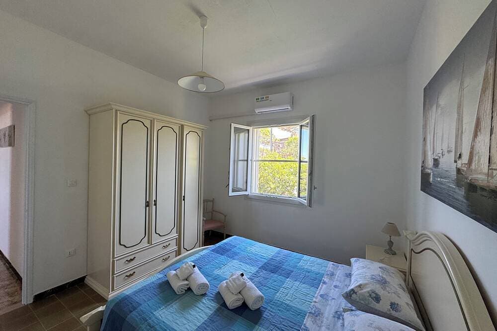 Foto 4 von 20: Villa on the beach - super sea view