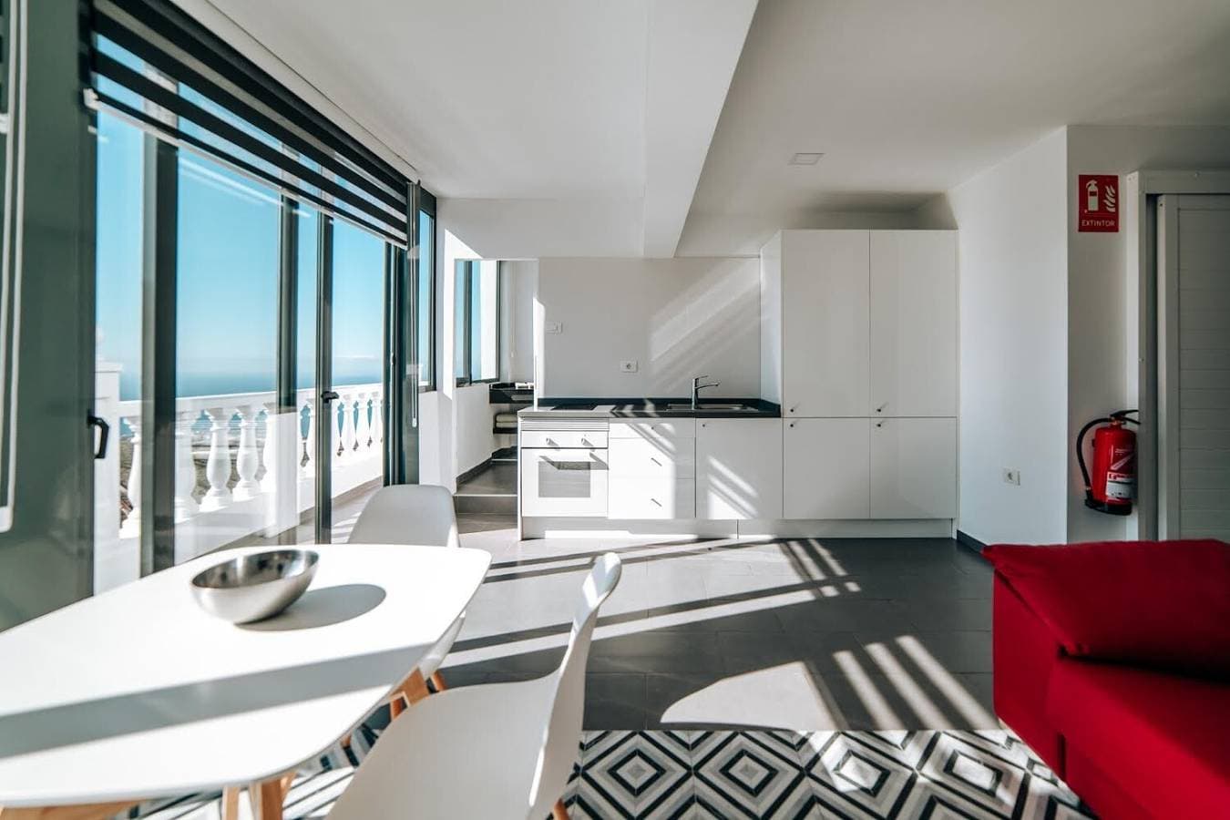 Foto 10 von 36: Ferienapartment San Juan mit Meerblick, Bergblick und Balkon