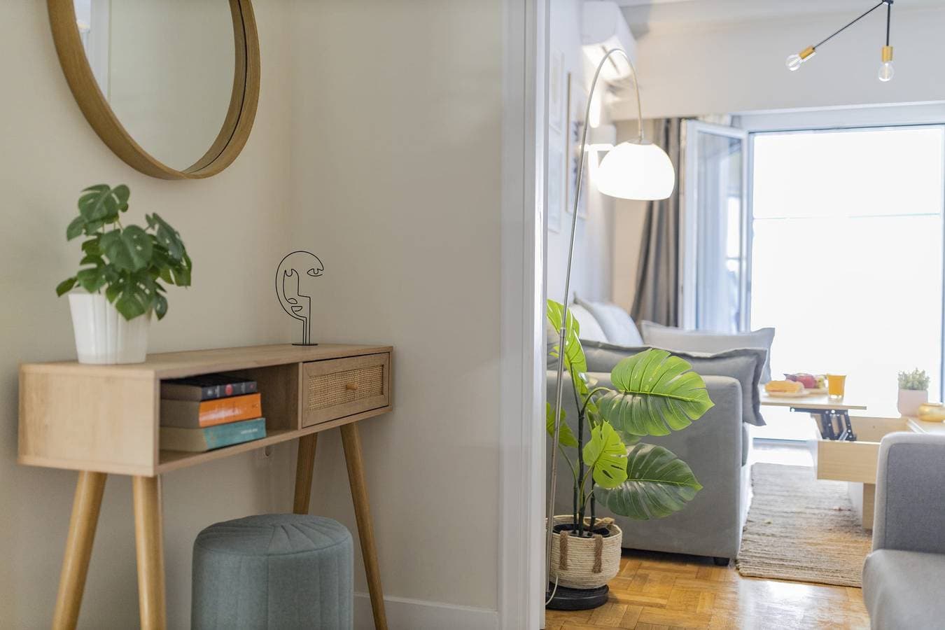 Foto 2 von 60: Ferienwohnung für 4 Personen mit Balkon