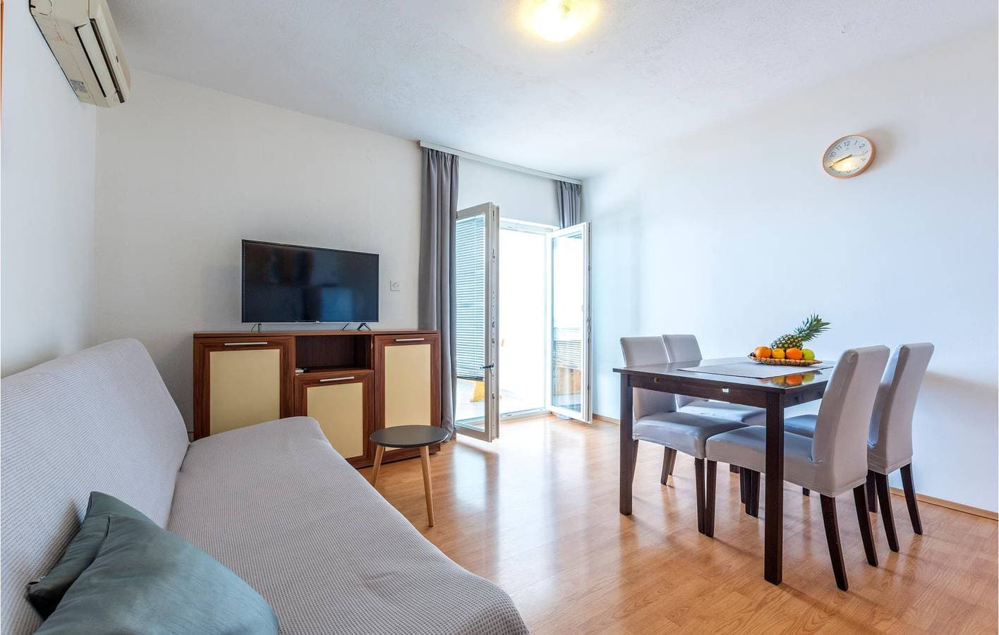 Foto 5 von 21: Gemütliche Wohnung mit Terrasse, WLAN und Parkplatz, 1,5 km vom Strand entfernt