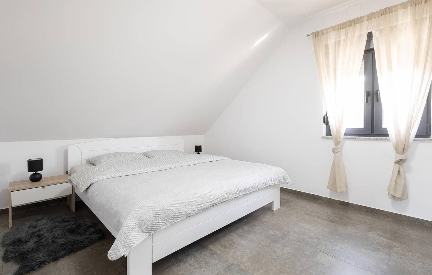 Foto 8 von 25: Charmantes Apartment mit einem Schlafzimmer und Pool in der Nähe der Donau