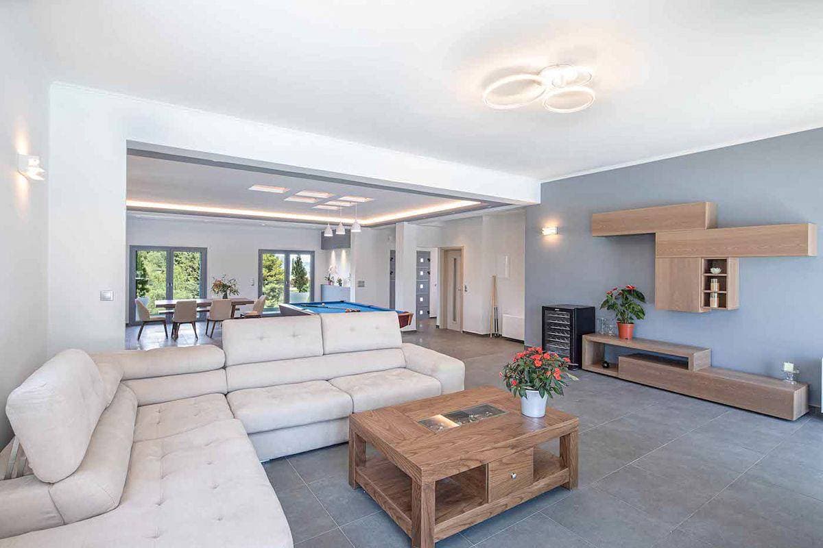 Foto 5 von 32: Villa für 12 Personen mit Balkon