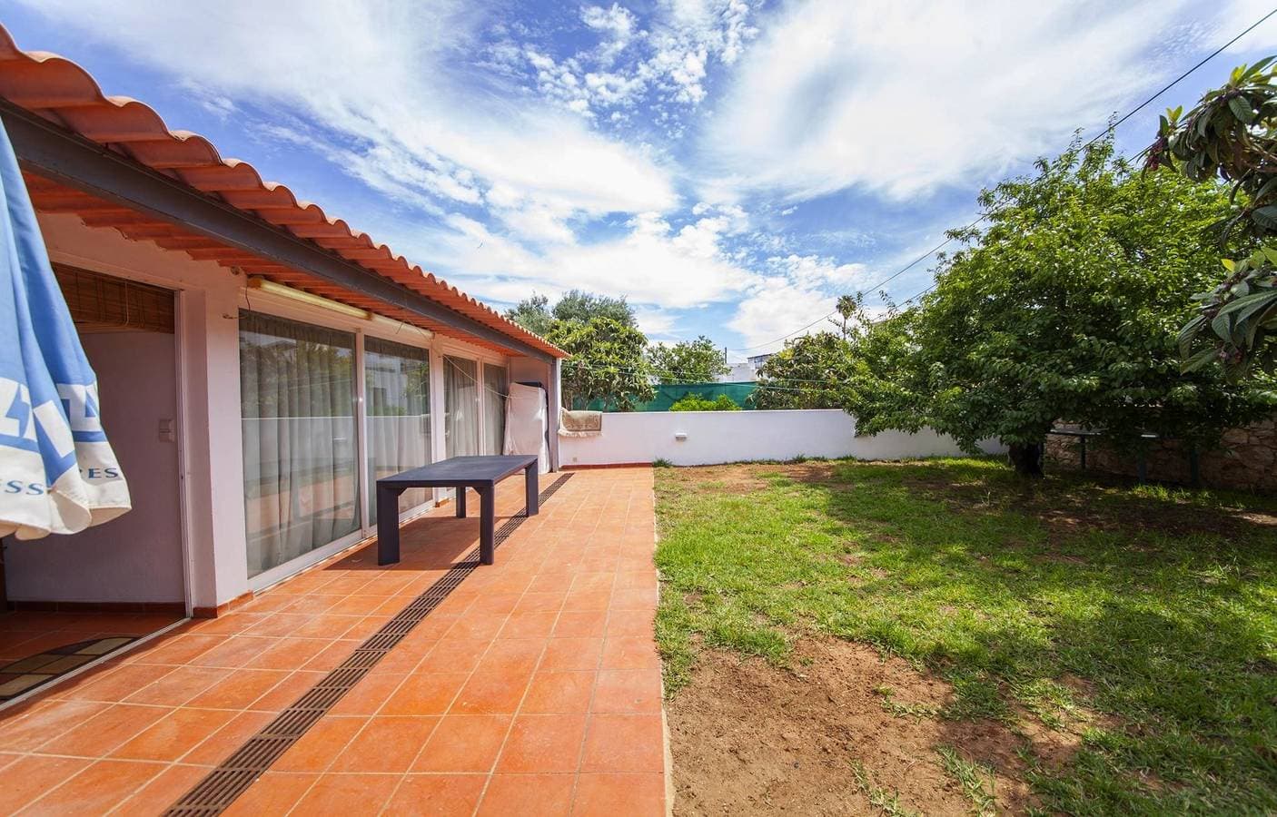 Foto 7 von 25: Ferienwohnung für 4 Personen mit Terrasse