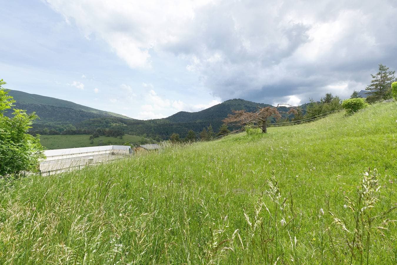 Foto 7 von 24: Ferienhaus 'Les Cimes - Blick auf Grand Veymont' mit Bergblick und privater Terrasse