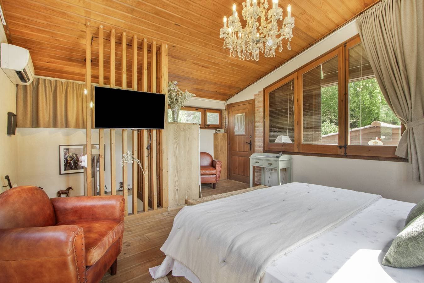Foto 9 von 26: Apartment 'Touristic Ballonga Horses' mit privater Terrasse, WLAN und Klimaanlage