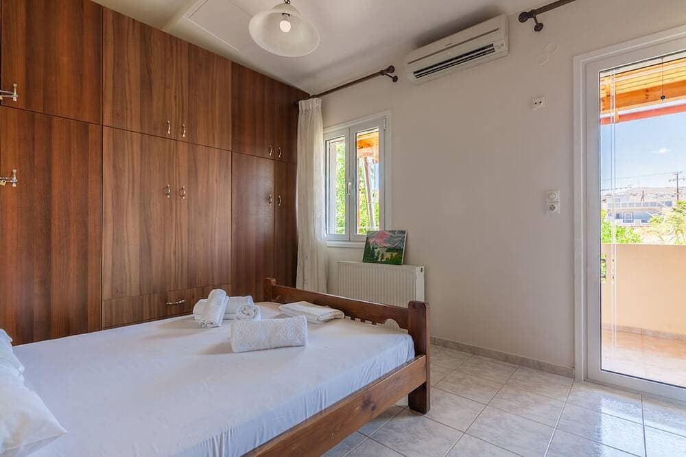 Foto 4 von 30: Elena's Apartment near the beach