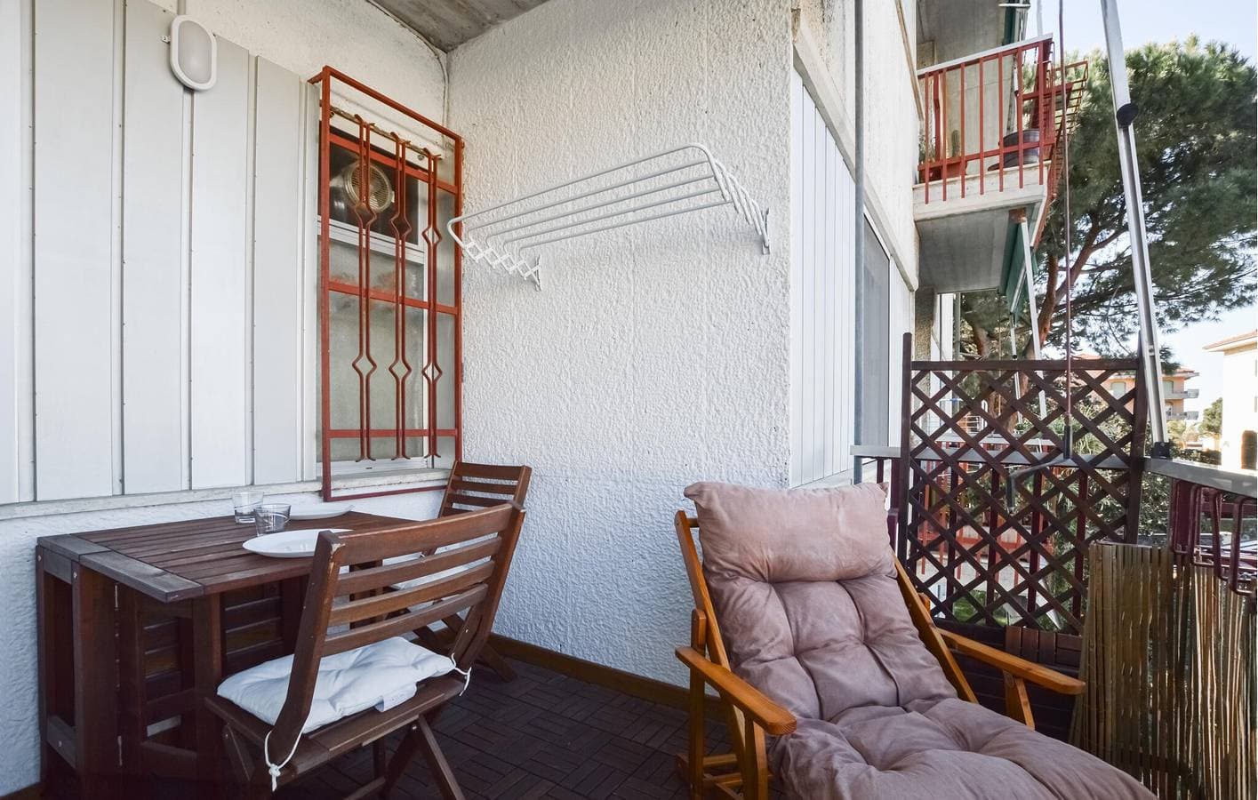 Modernes Apartment mit Terrasse und Parkplatz 1,5 km vom Strand entfernt 1