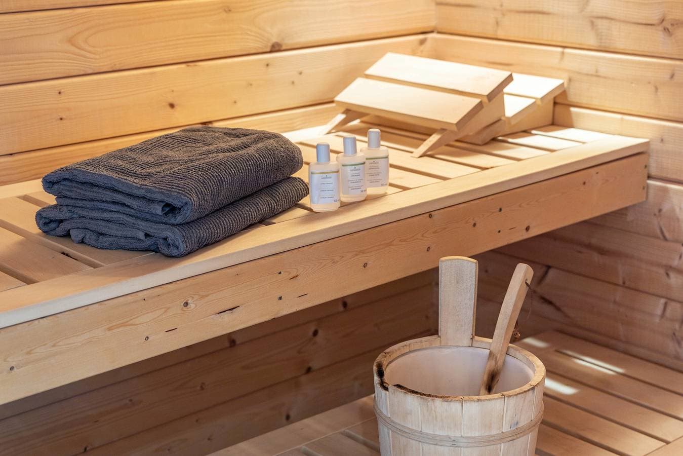 Foto 12 von 25: Ferienwohnung Silberborth mit privater Terrasse, Gemeinschaftsgarten und Sauna