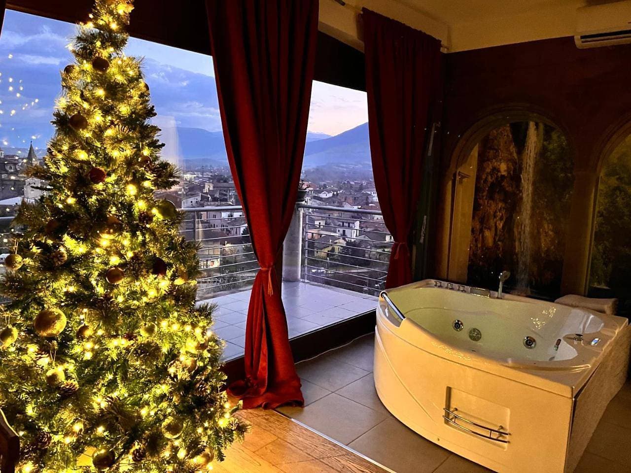 Foto 10 von 48: Suite with Mountain View