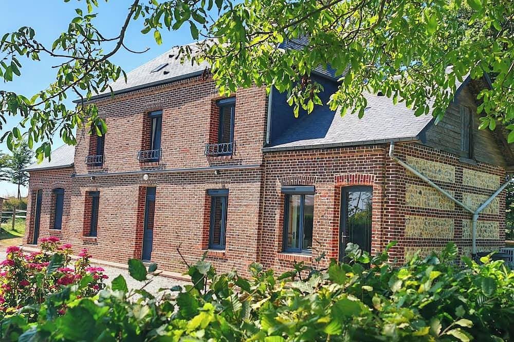 4-bedroom house for 8 people, ideal for families or business travelers 1