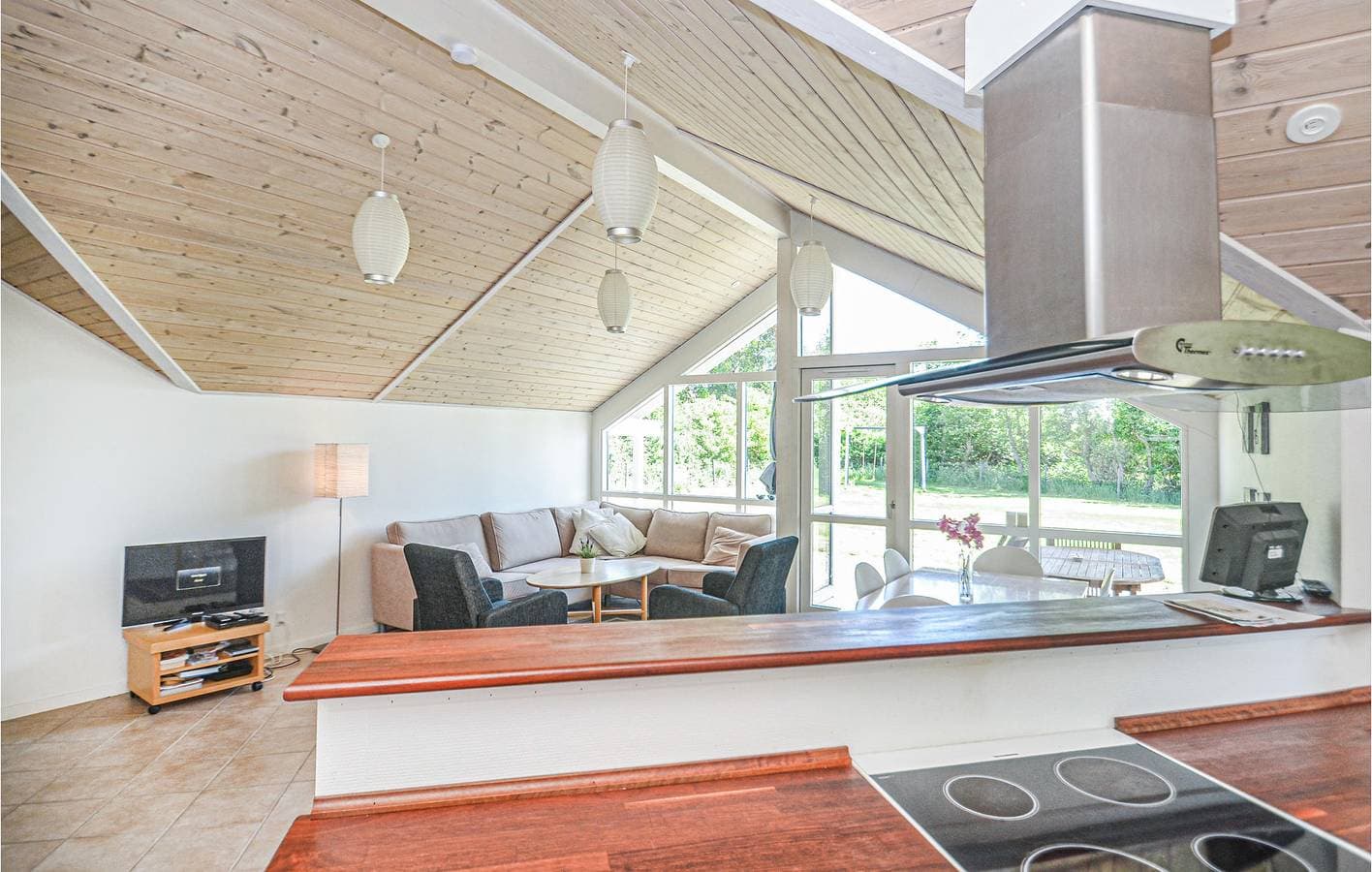 Foto 9 von 16: Ferienhaus für 6 Personen mit Whirlpool
