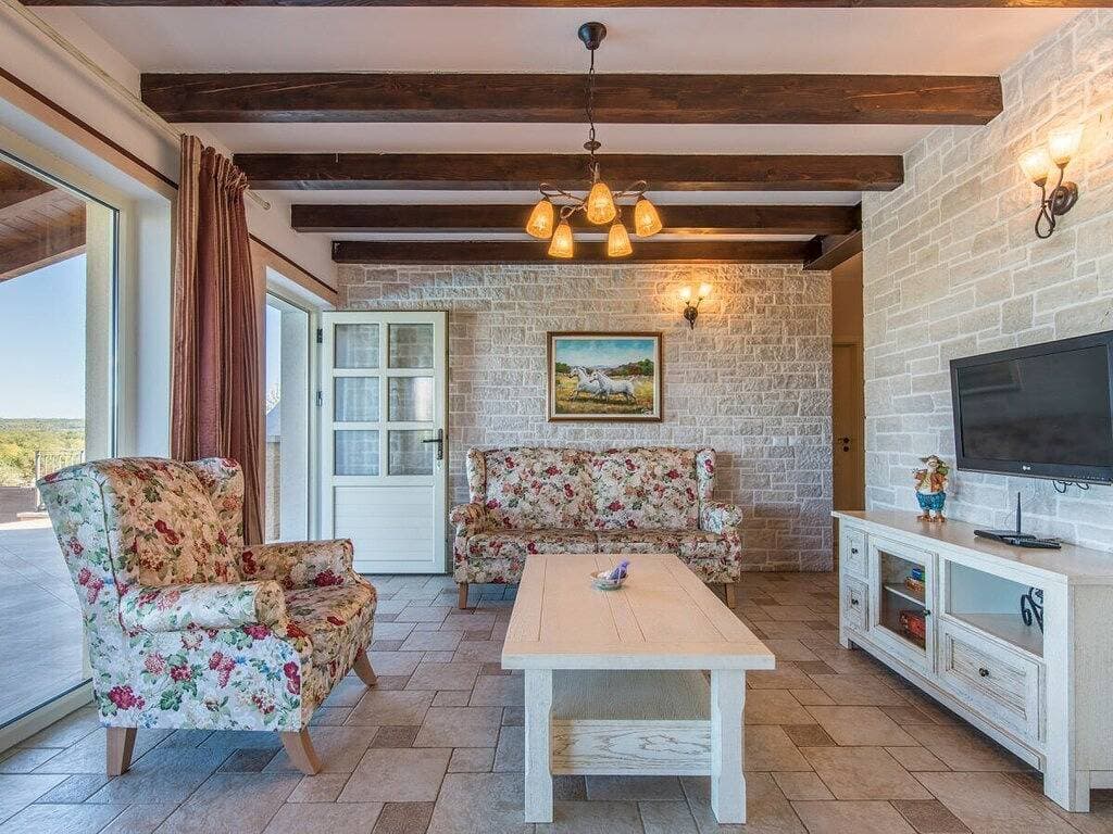 Foto 9 von 20: Villa in Porec mit Schwimmbecken