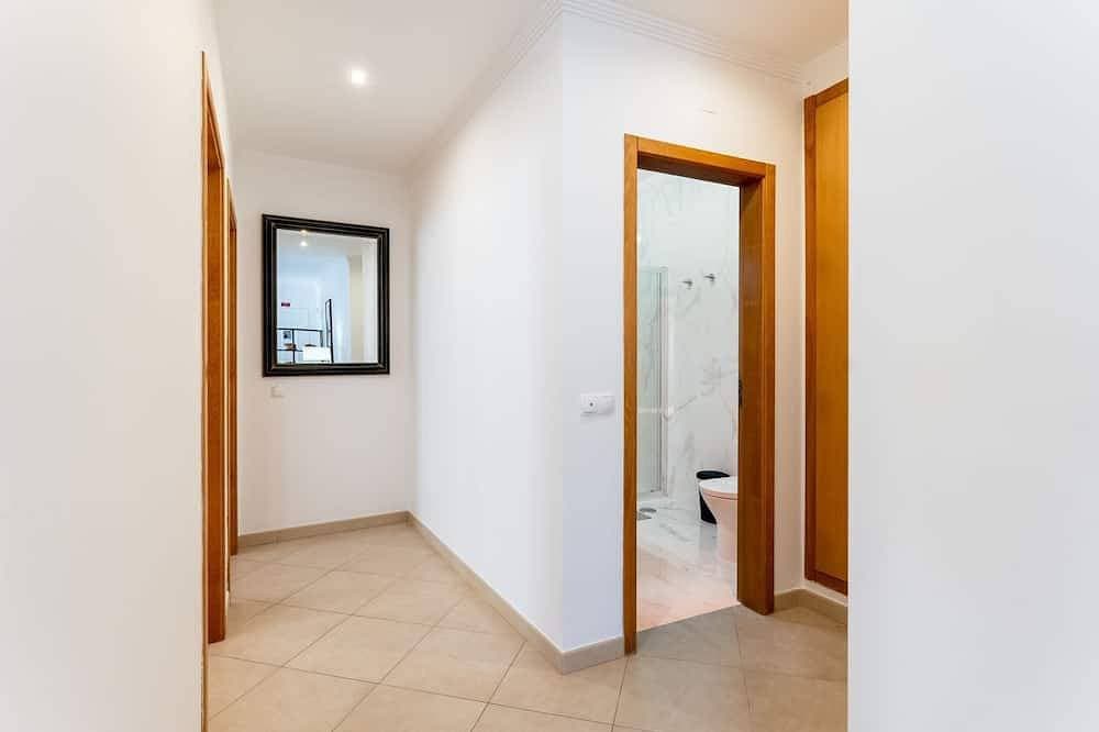 Foto 11 von 23: Modern Retreat w/ AC in Castro Marim by LovelyStay