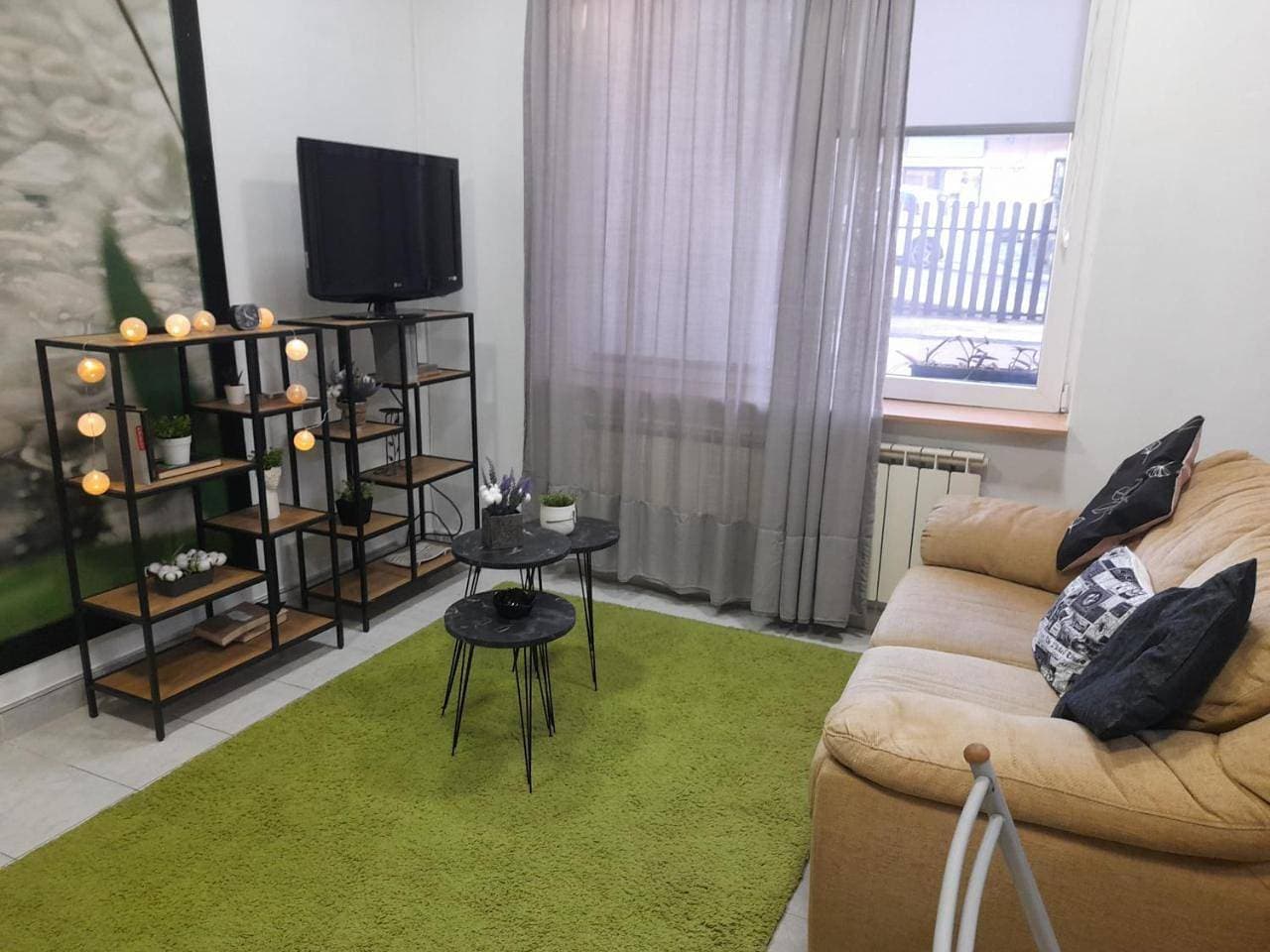 Foto 8 von 38: One-Bedroom Apartment