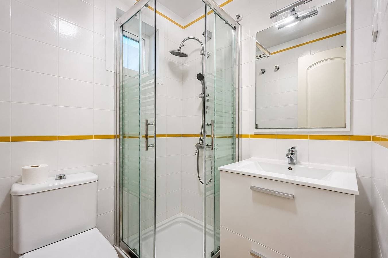 Foto 7 von 45: Ferienwohnung für 4 Personen mit Pool