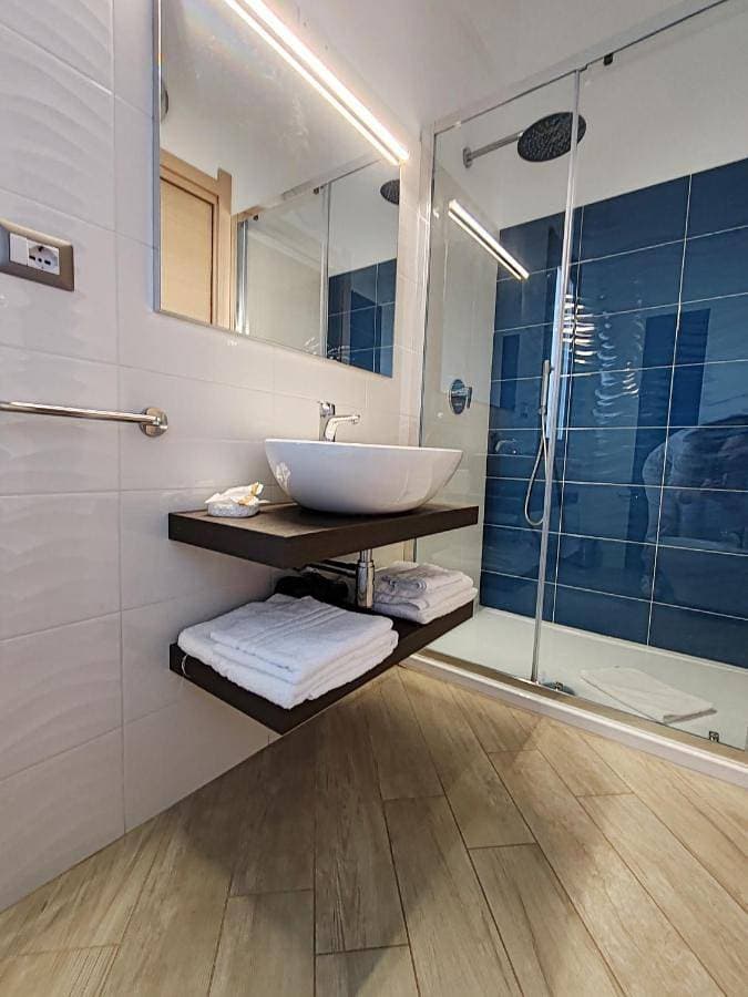 Foto 4 von 21: Double Room - Disability Access