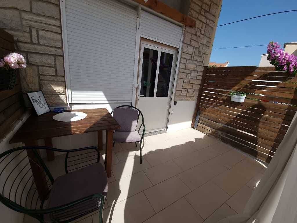 Foto 4 von 19: Ferienwohnung für 2 Gäste mit Terrasse & Gemeinschaftspool - nur 150m zum Strand