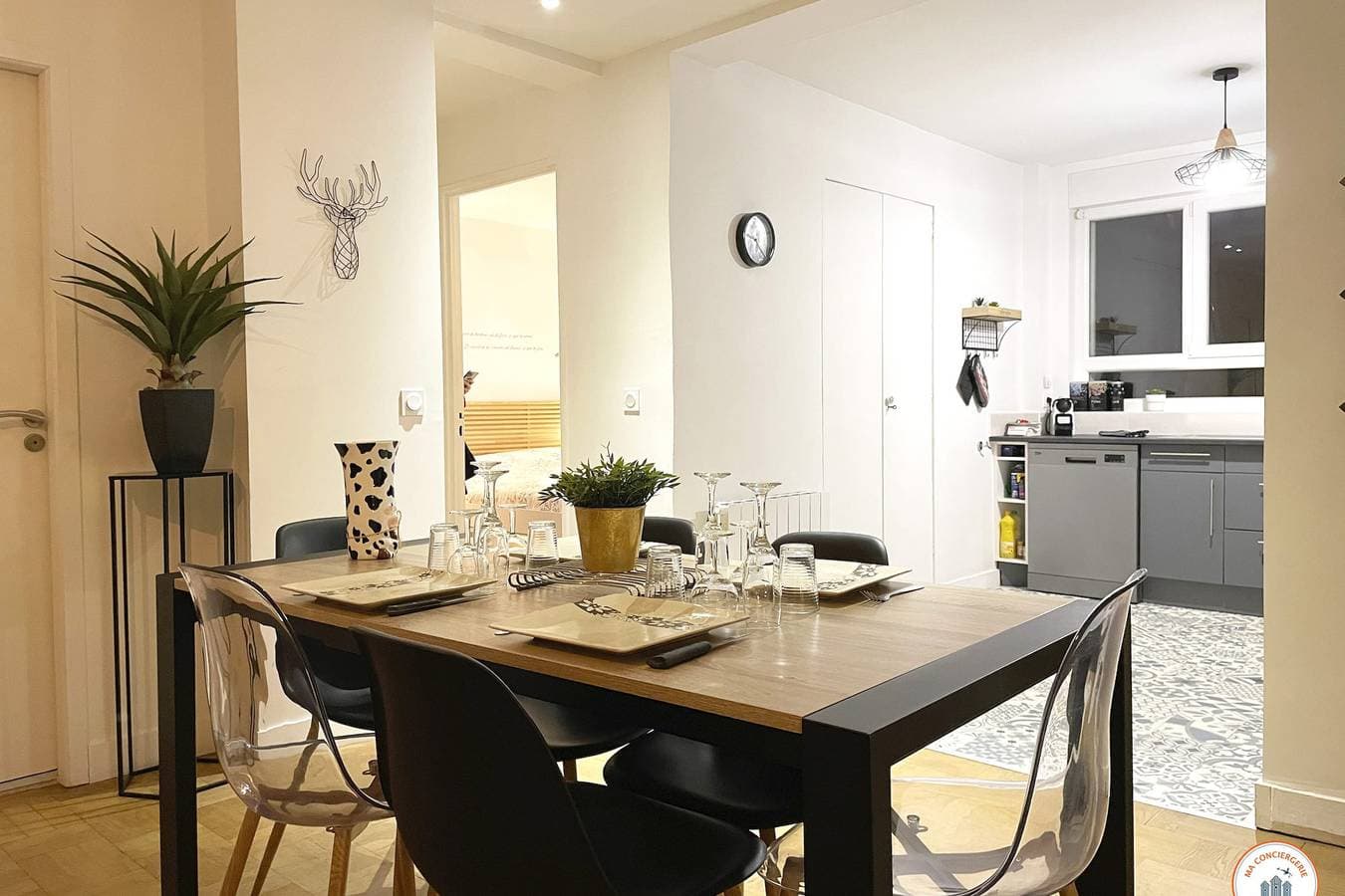 Foto 10 von 28: Ferienwohnung für 4 Personen mit Terrasse