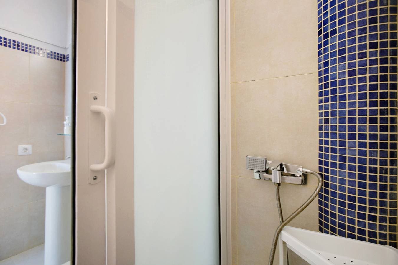 Foto 10 von 23: Ferienstudio 'Estudio 4 Costa Adeje' mit Meerblick, Gemeinschaftspool und WLAN
