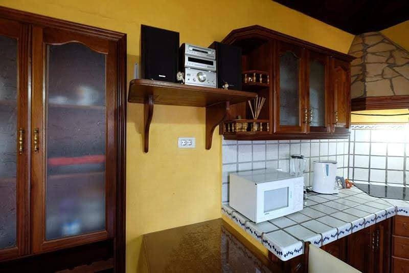 Foto 13 von 41: Three-Bedroom House