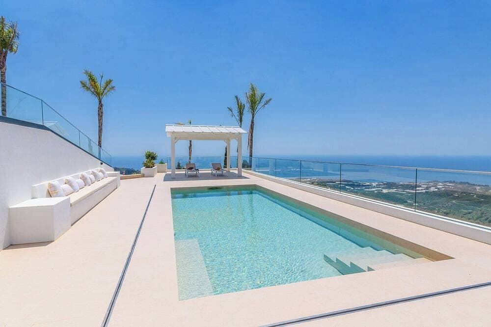 Casa What a Life Sayalonga 1