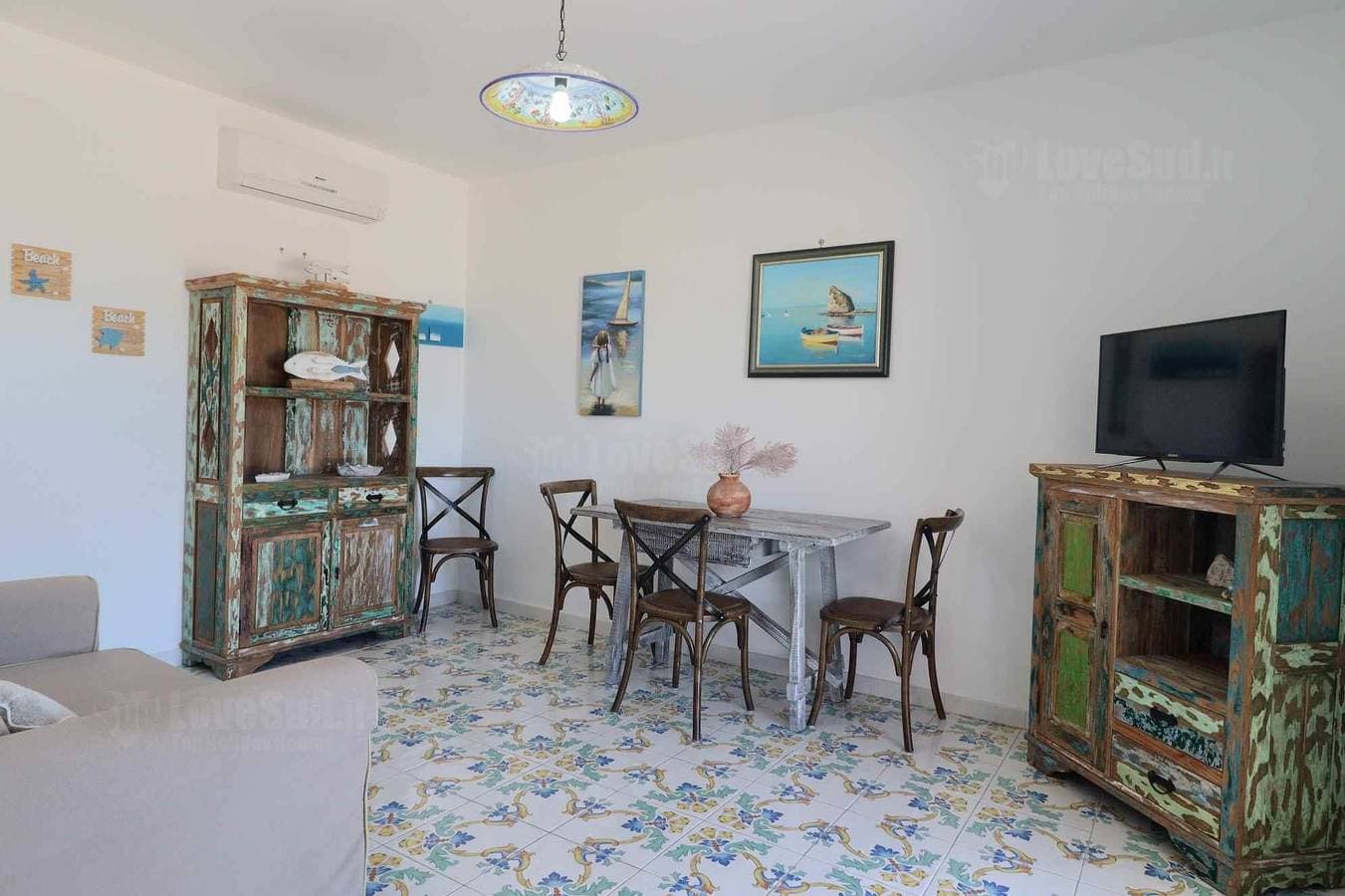 Foto 10 von 21: Ferienhaus für 4 Personen mit Balkon
