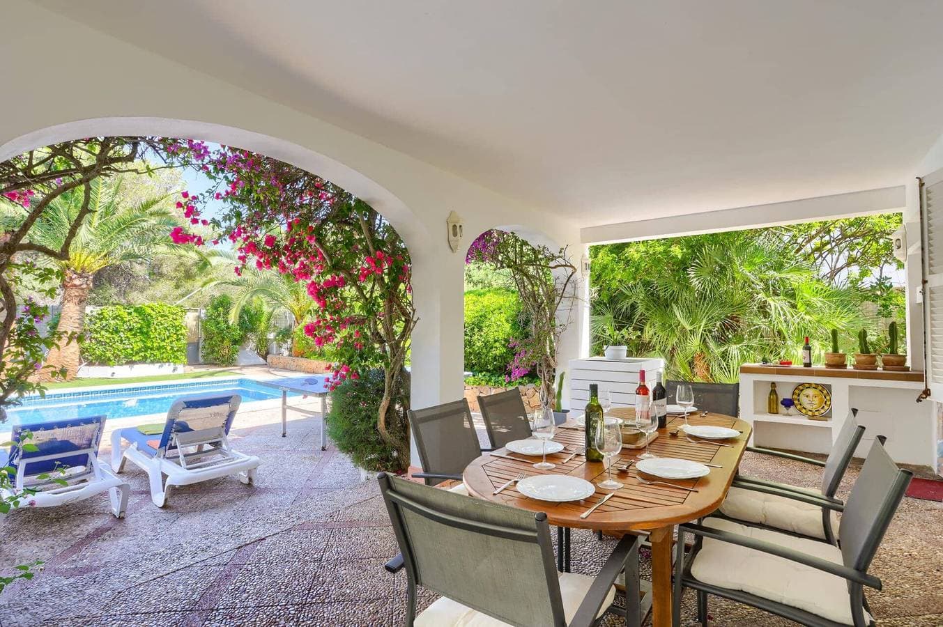 Foto 4 von 28: Villa für 6 Personen mit Garten