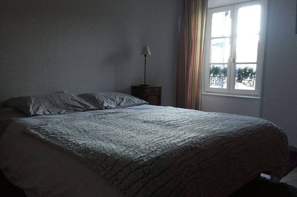 Foto 4 von 23: 4 * Ferienhaus Charme, mitten im alten Dorf, Terrasse, Wi-Fi,