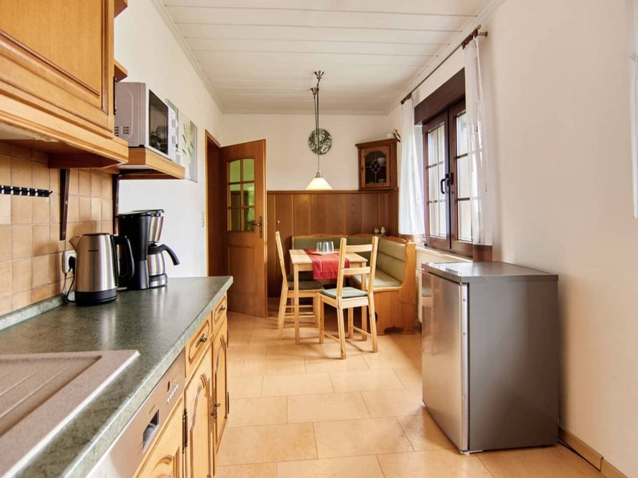 Foto 4 von 18: Ferienwohnung für 6 Personen mit Garten