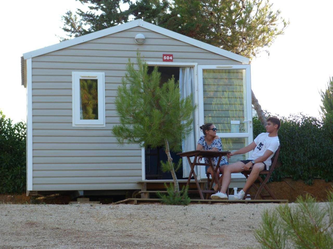 Foto 7 von 12: Caravan with Shared Bathroom