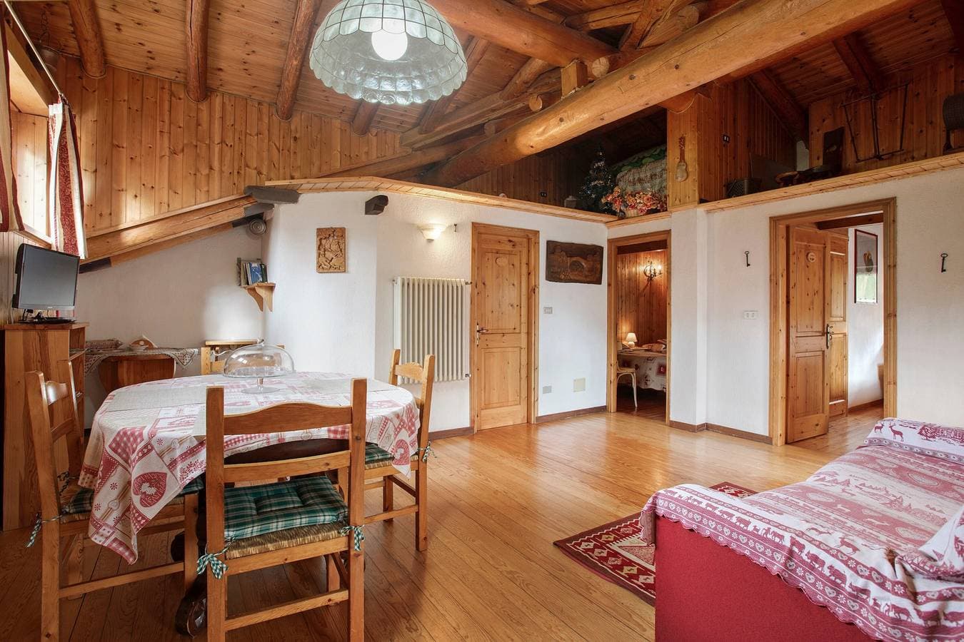 Foto 8 von 28: Apartment 'Piccolo Paradiso' mit Bergblick, privatem Garten und WLAN