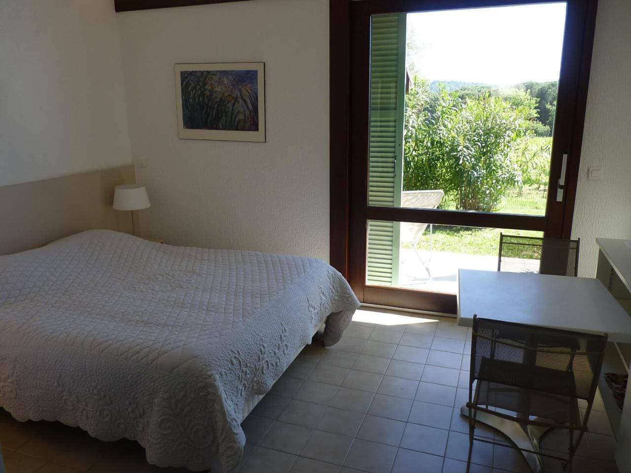 Foto 12 von 12: Studette with One Double Bed