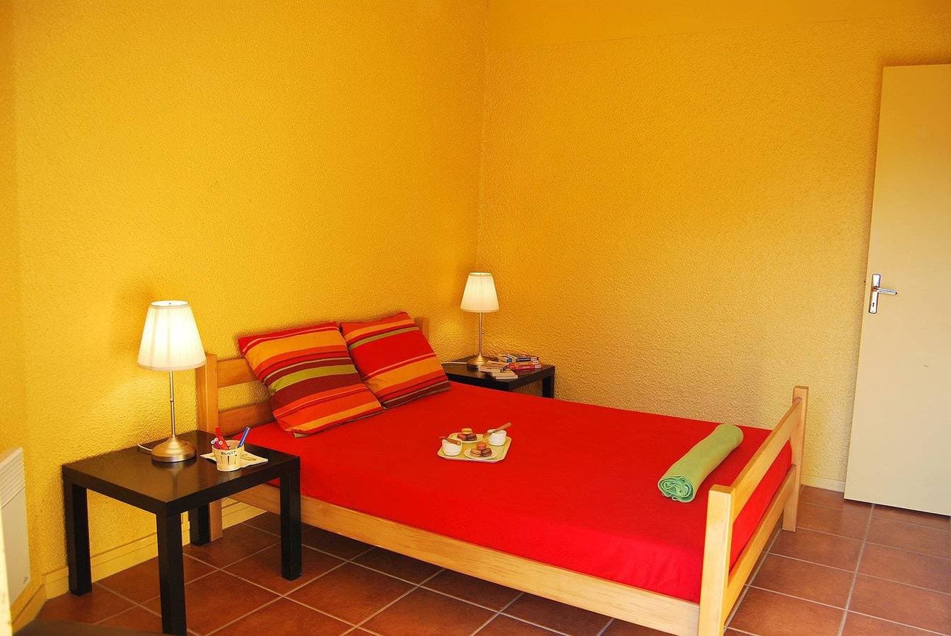 Foto 4 von 15: Chalet für 4 Personen mit Pool