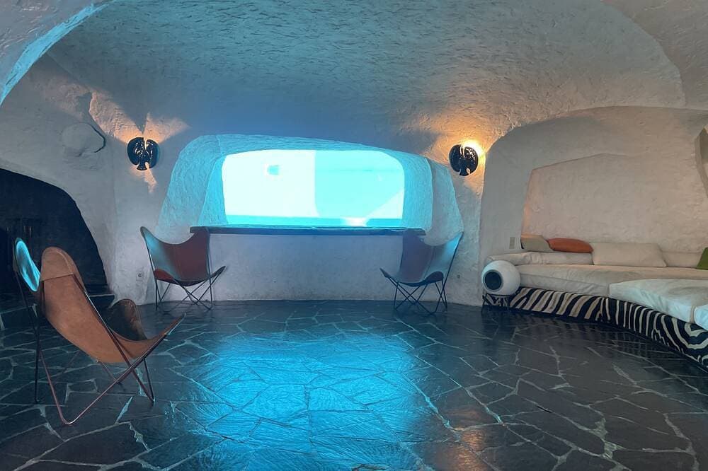 Foto 4 von 8: Villa Troglodyte d Architecte