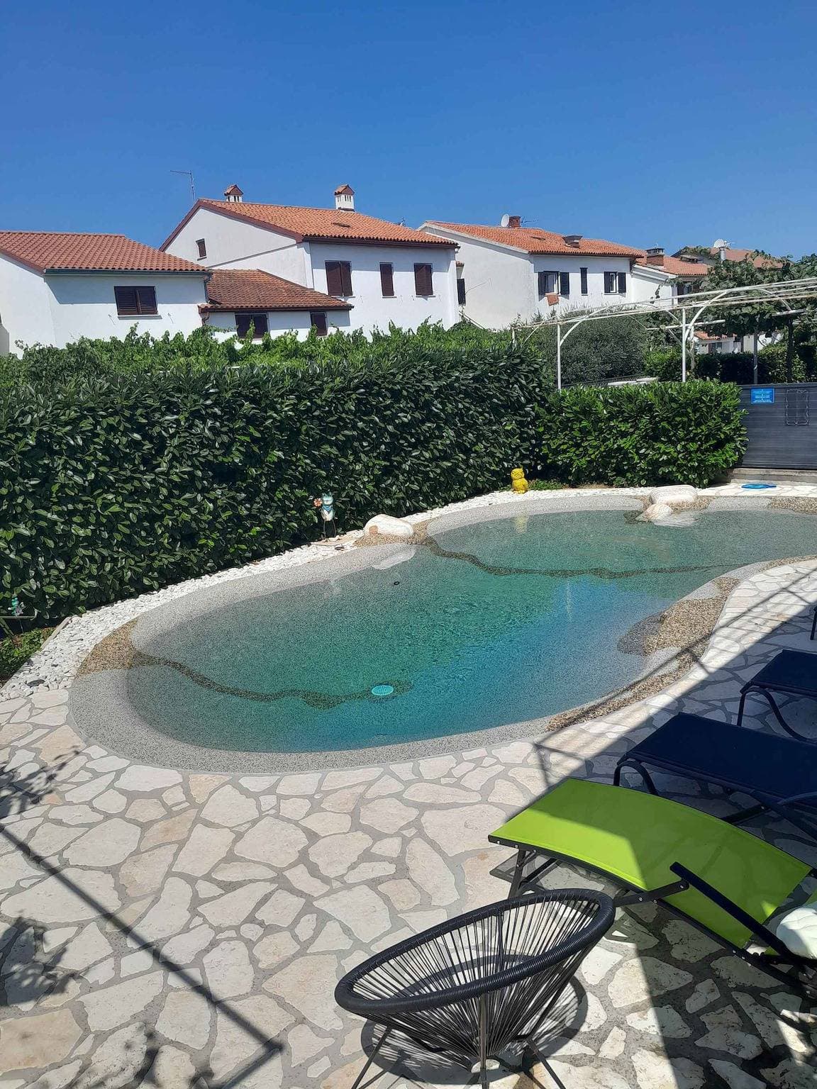 Foto 5 von 27: Ferienwohnung mit Klimaanlage und Pool (chlorfreie Elektrolyse)
