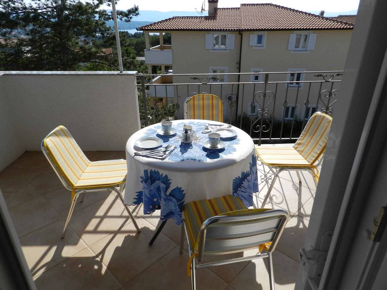 Foto 2 von 23: Studio mit Zugang zur Terrasse mit Meerblick