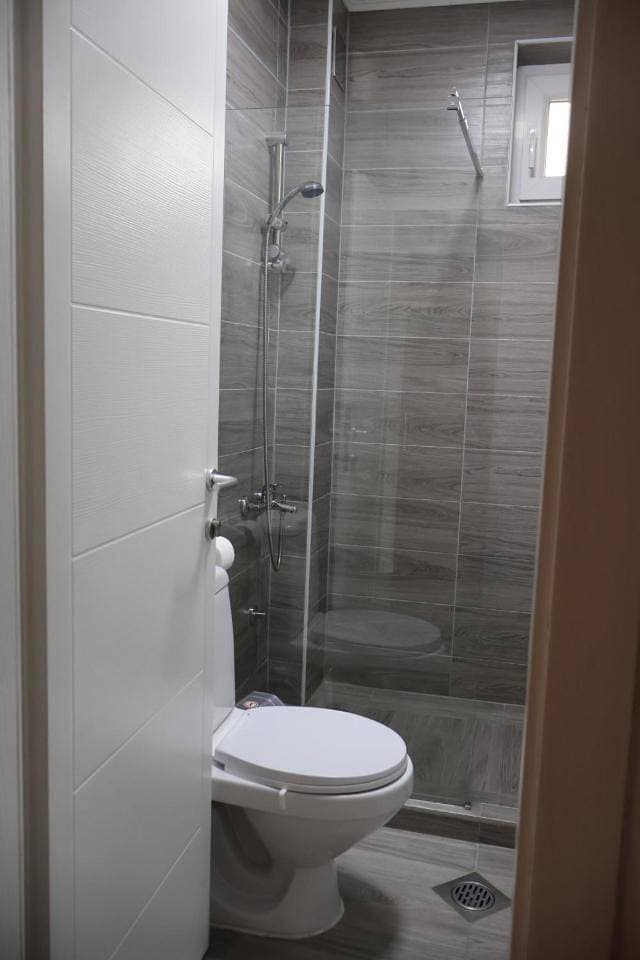 Foto 12 von 24: Quadruple Room with Lake View