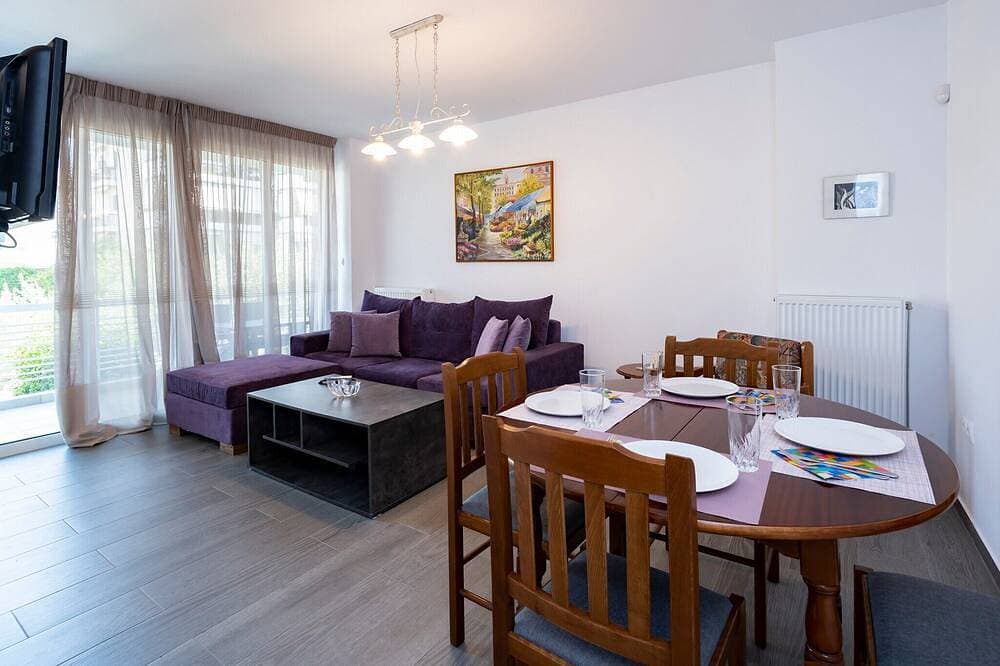 ⭐Beautifully renovated flat in superb location⭐ 1