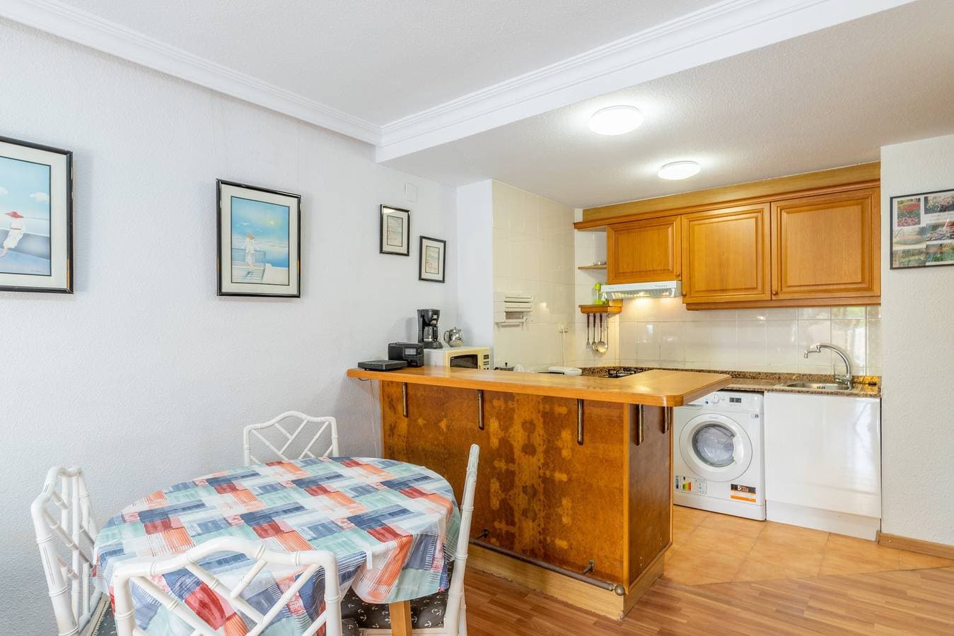 Foto 8 von 43: Ferienwohnung 'Calp Place Wifi Fibra' mit Meerblick, Wi-Fi und Klimaanlage