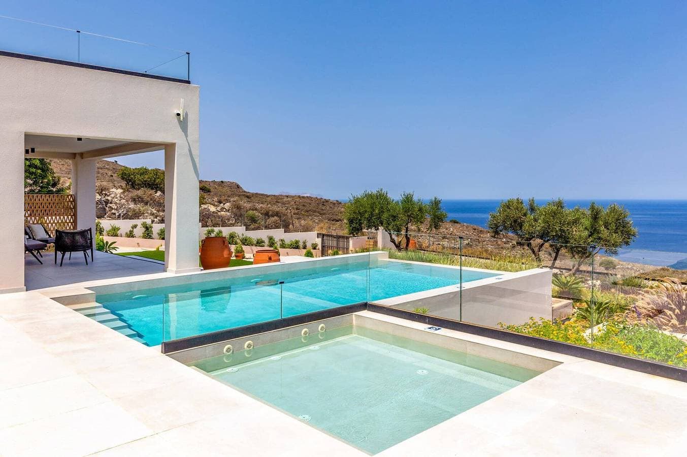 Foto 2 von 31: Villa für 8 Personen mit Garten