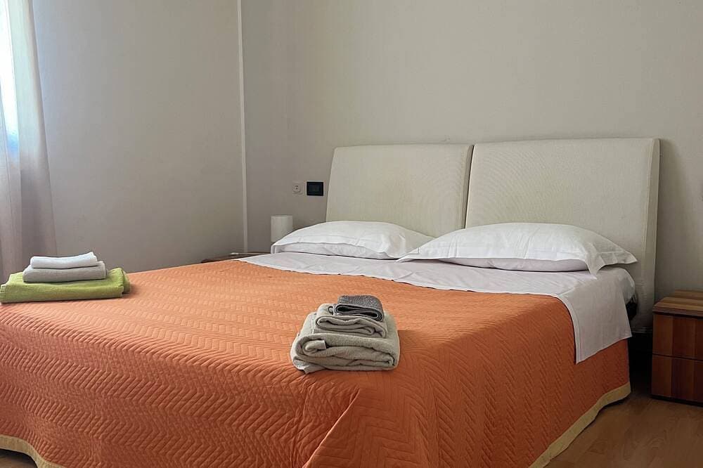 Foto 2 von 25: Modern apartment, Residence with swimming pool surrounded by greenery with Free Wi-Fi