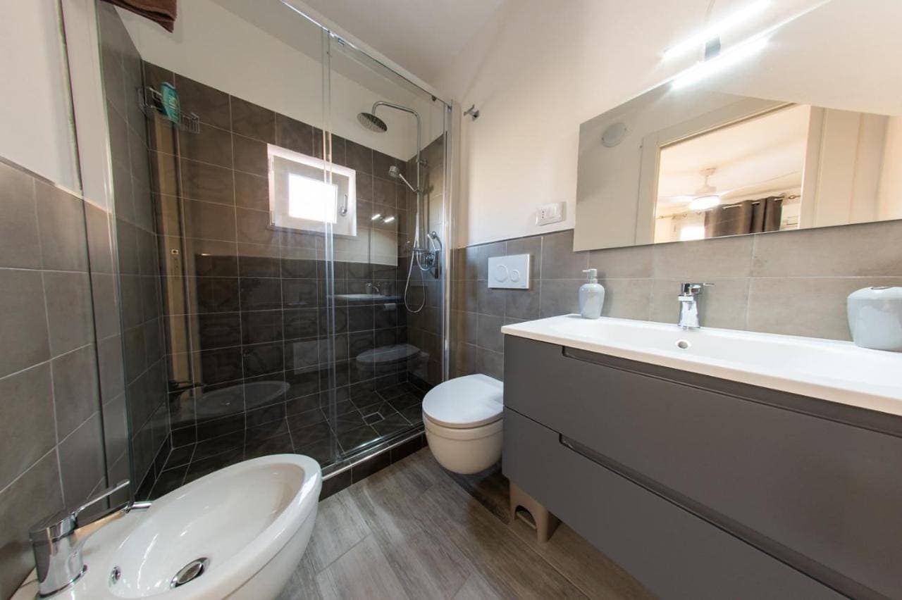 Foto 2 von 10: Double Room with Private Bathroom