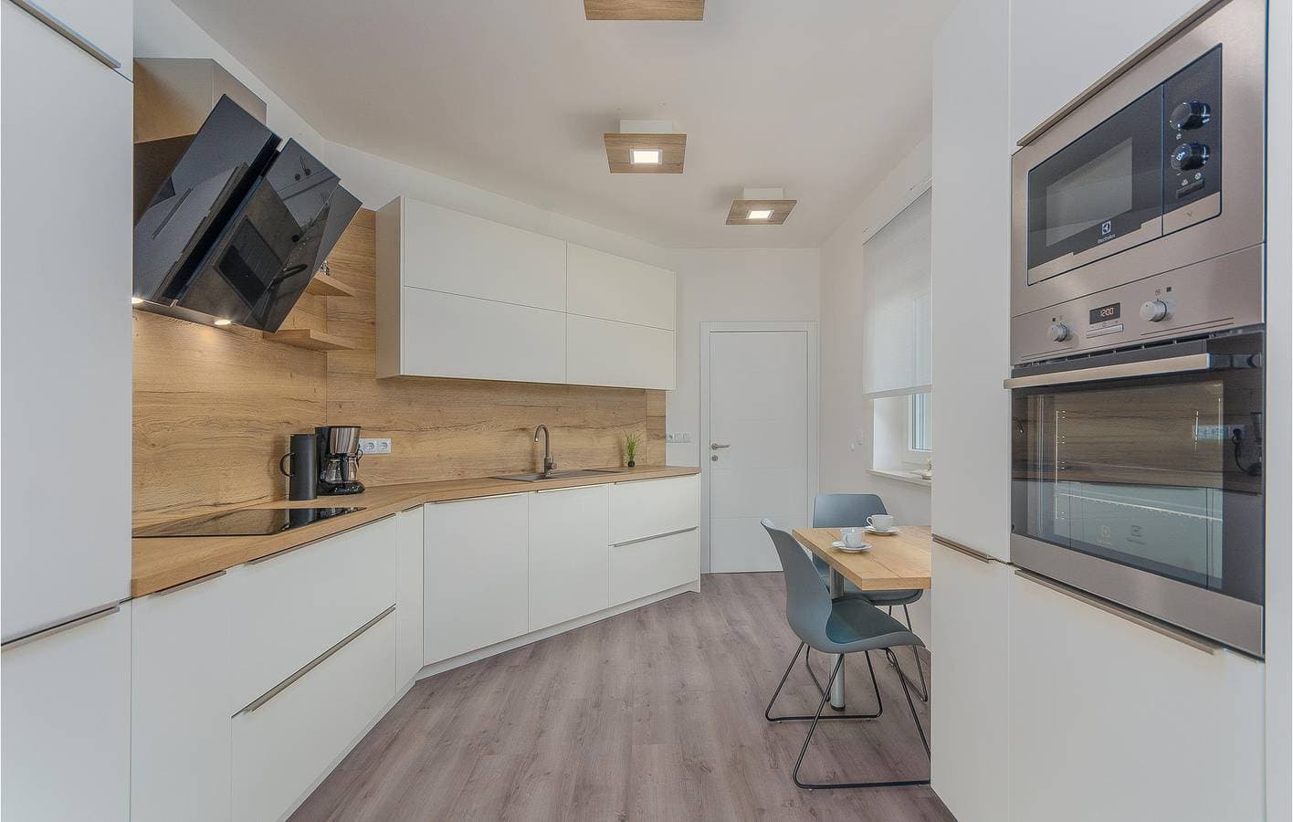 Foto 7 von 40: Geräumige 2-Zimmer-Wohnung mit Pool, WLAN und Parkplatz in der Nähe des Stadtzentrums