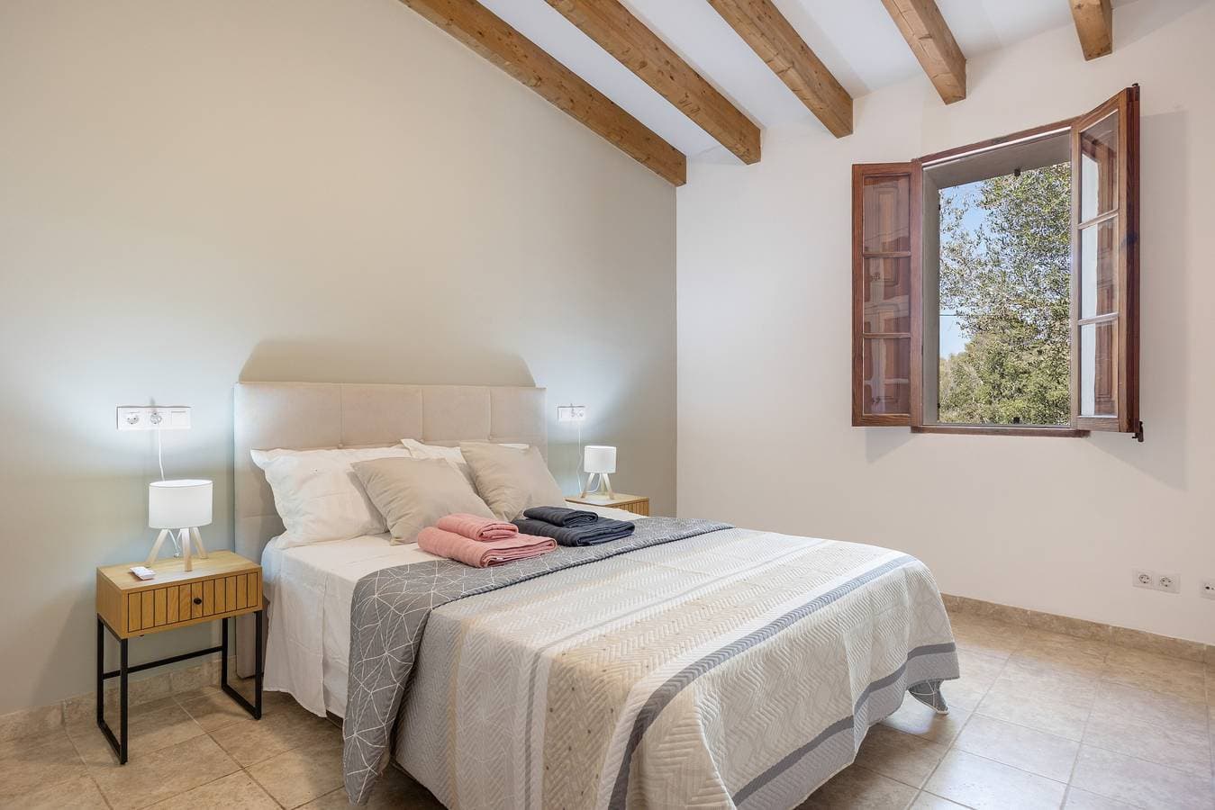 Foto 13 von 34: Villa Biniali mit privatem Pool und zwei Schlafzimmern